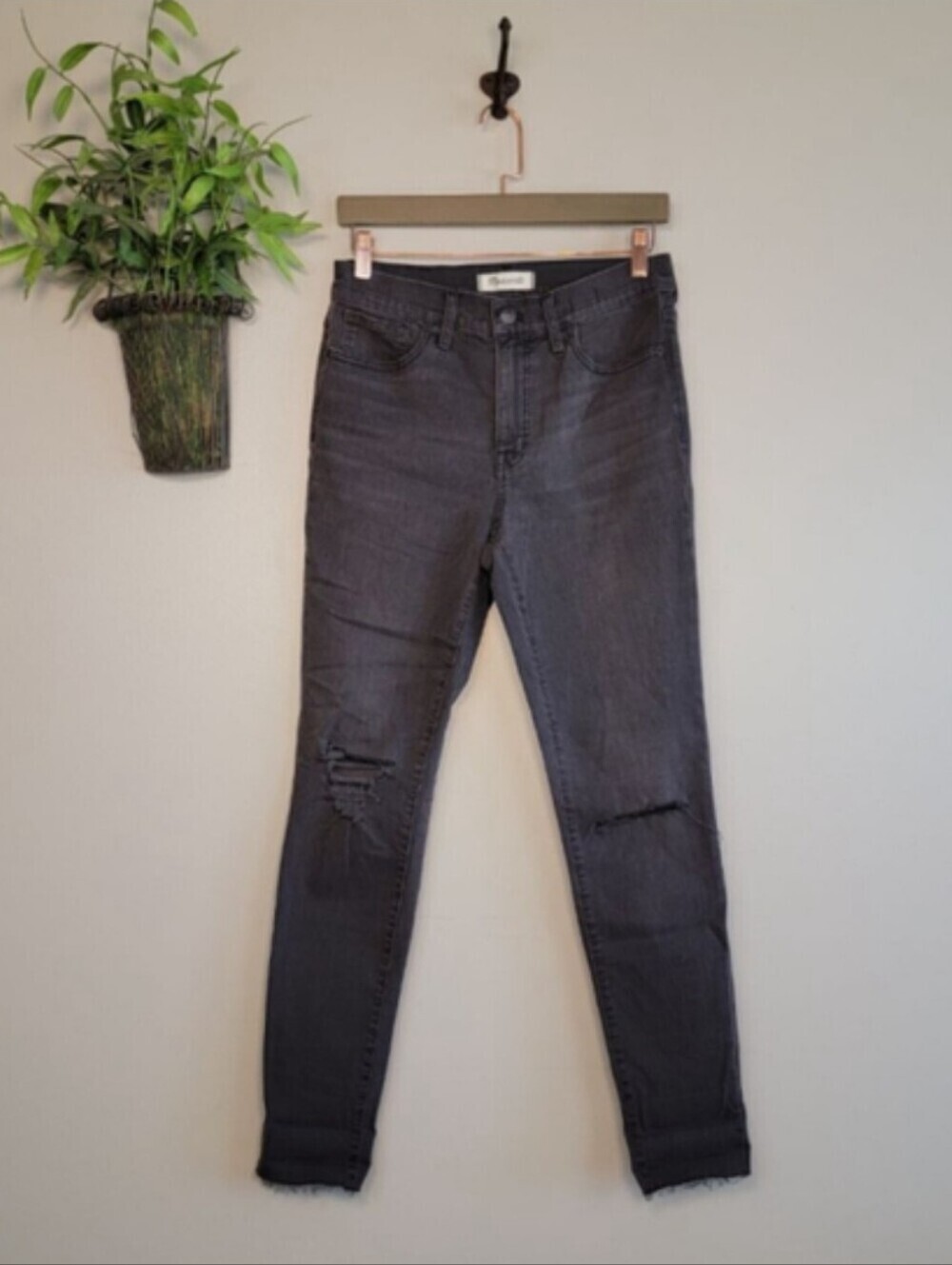 Madewell 9" High Rise Skinny Jeans Distressed Frayed Jegging Black Wash 28